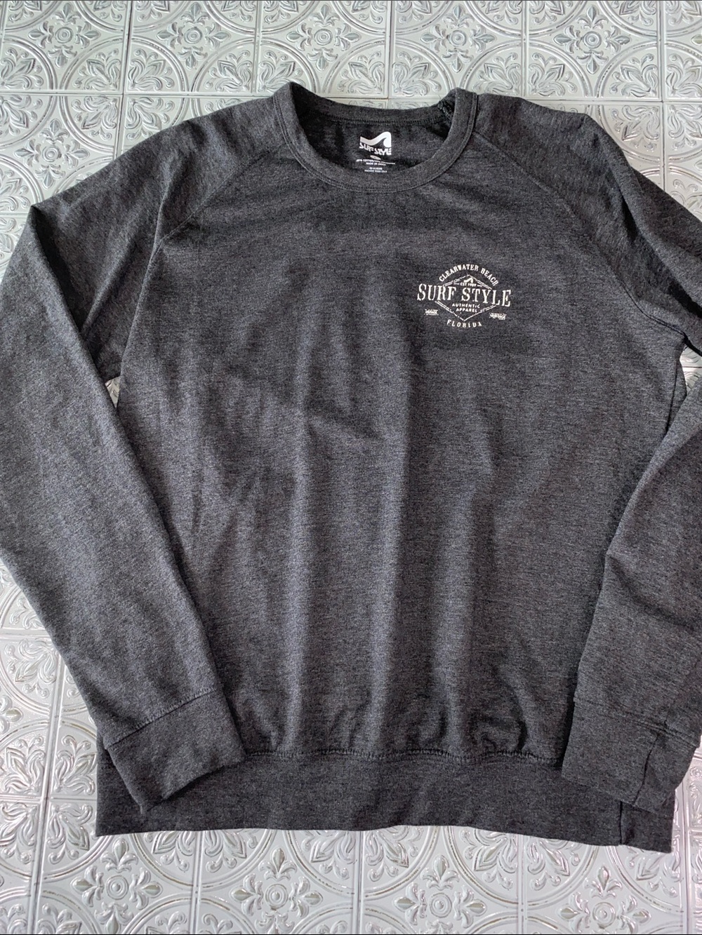 Surf Style Clearwater Men’s Dark Gray  Crewneck Sweatshirt Large